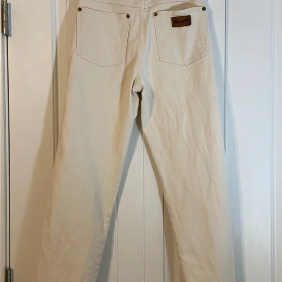 Wrangler Off-White Denim Jeans - Picture 2 of 4
